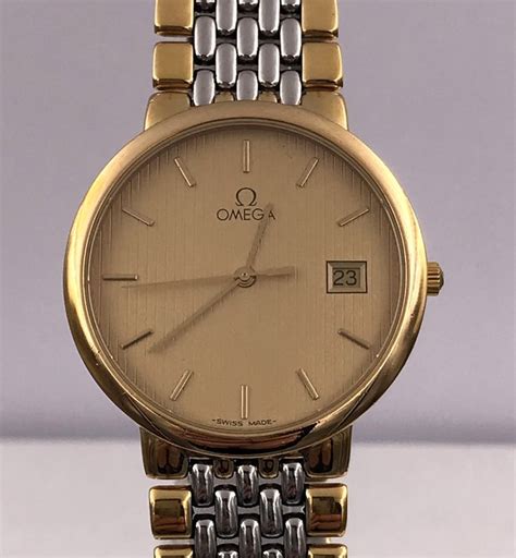 omega de ville quartz 1980s.